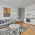 Atelier Centrum By Grand Apartment